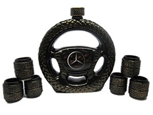 арт.71-001 Водочно-коньячный набор "Мерседес,Митсубиси" (штоф+6рюмок) 71-001