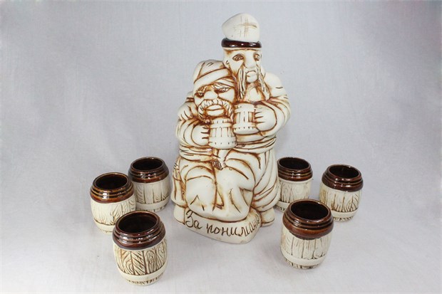 арт.71-132 Водочно-коньячный набор "Кумовья" (штоф+6рюмок) 71-132