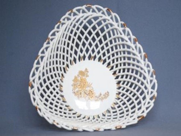 арт.4491 Конфетница/фруктовница "Ажур" треугольник (белая) 4491